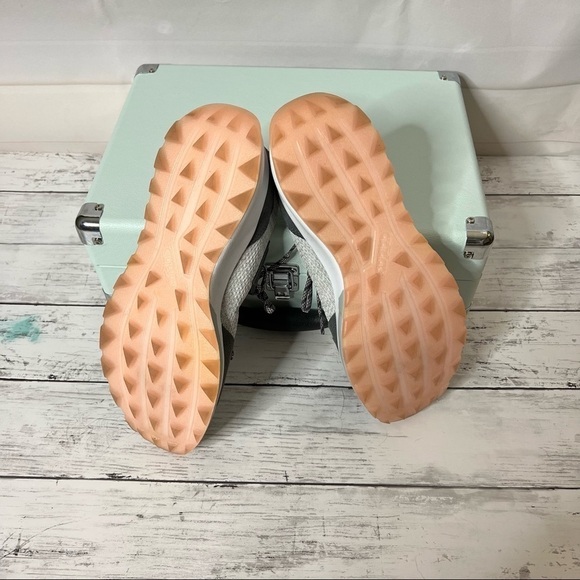 Adidas Quesa Running Trail Shoes - Picture 5 of 7